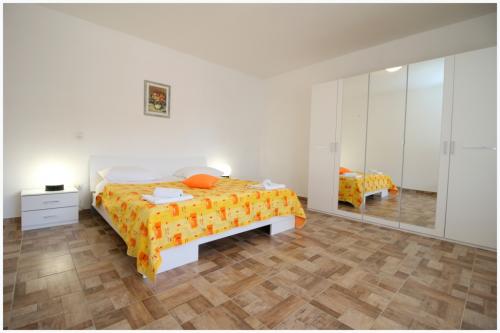 rozario (24)